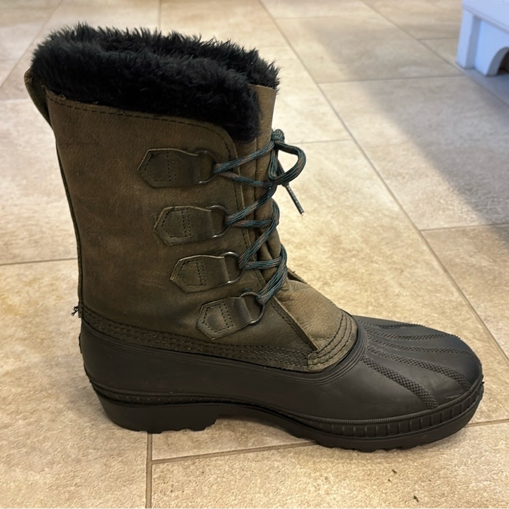 Winter boots. Sorel Badger men’s, size 8, excellent condition